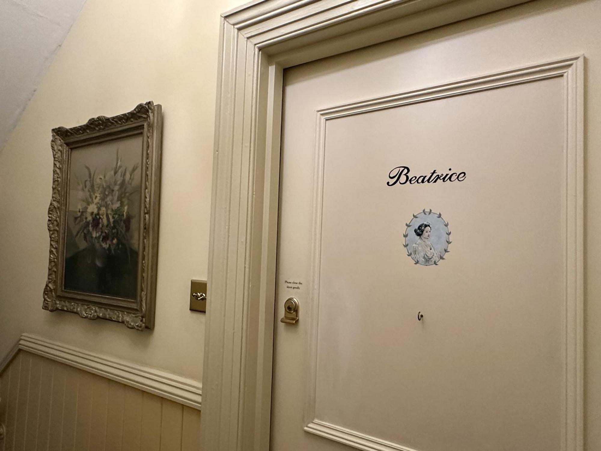 Albert & Victoria Guest House Eastbourne Værelse billede